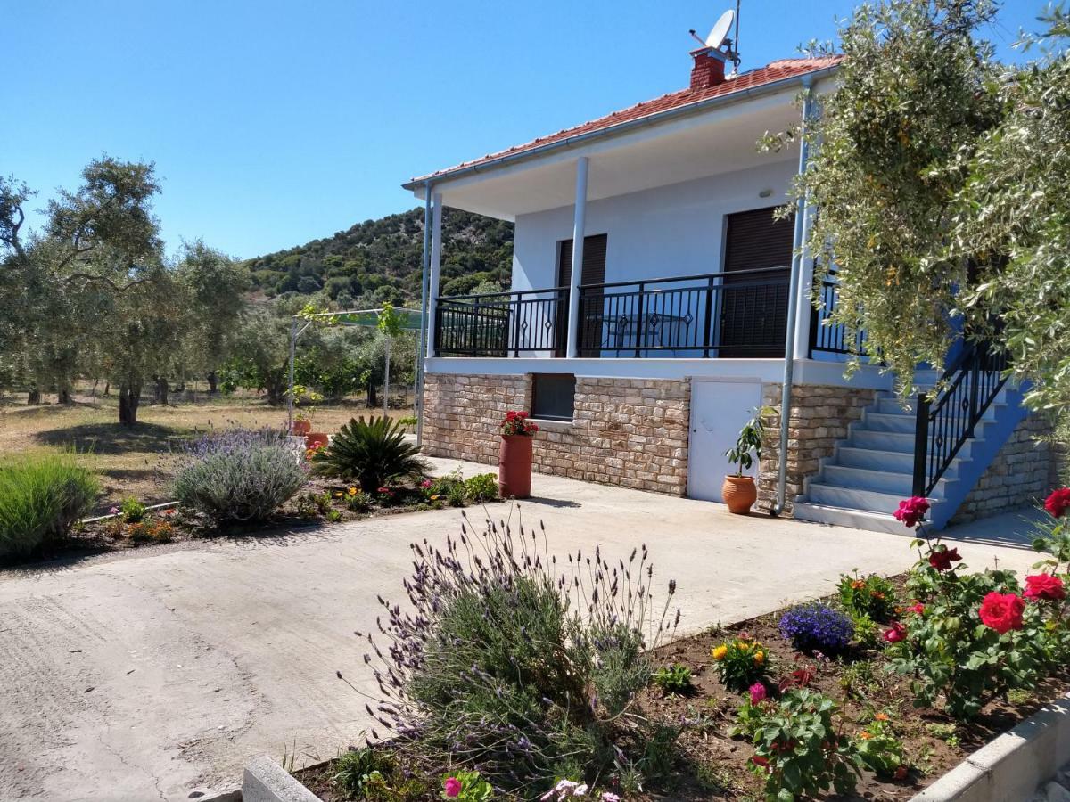 Lonely House Astris Exterior foto